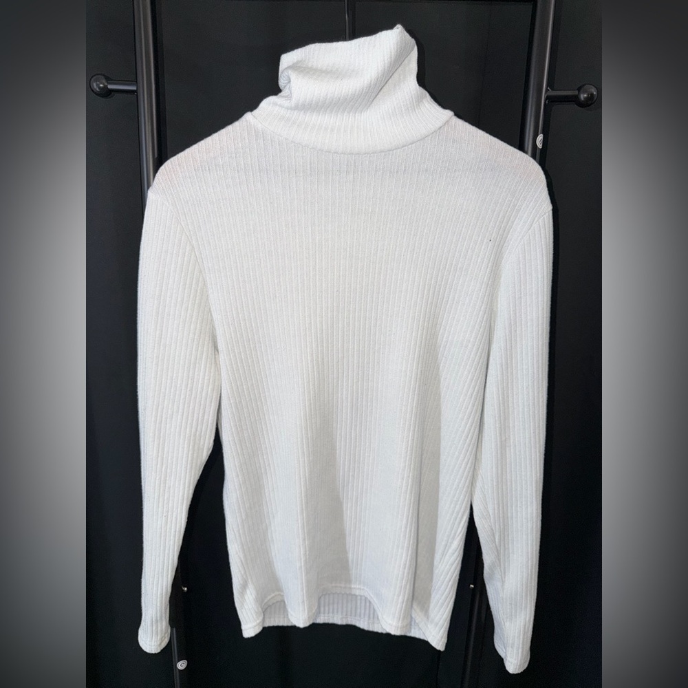 NFINITY Ivory Ribbed Turtleneck Sweater